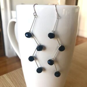 Black Bead Branching Gravity Dangle Earrings